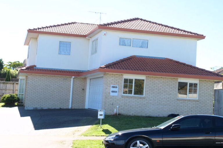 Photo of property in 11 Oakridge Way, Northpark, Auckland, 2013