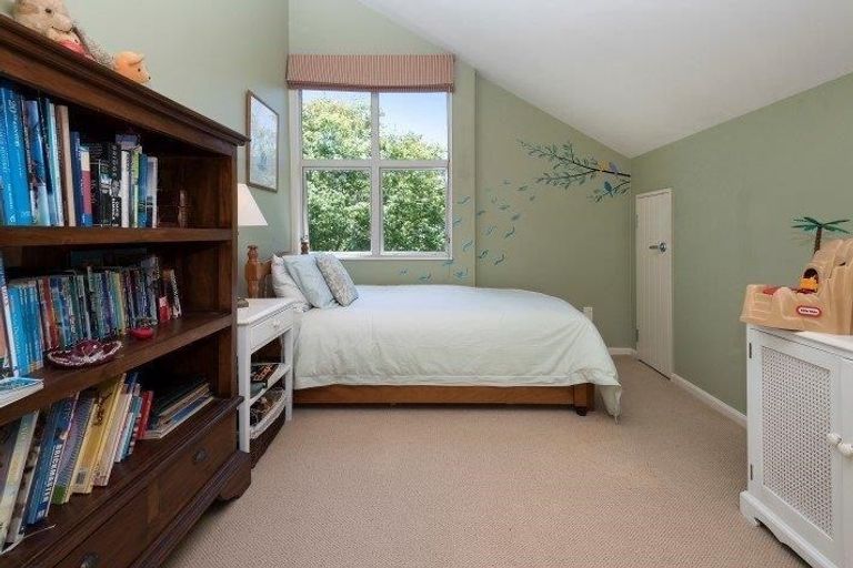 Photo of property in 4a Cleary Terrace, Cockle Bay, Auckland, 2014