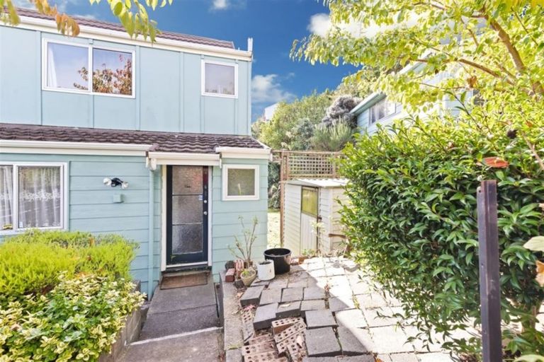 Photo of property in 16 Birch Street, Johnsonville, Wellington, 6037