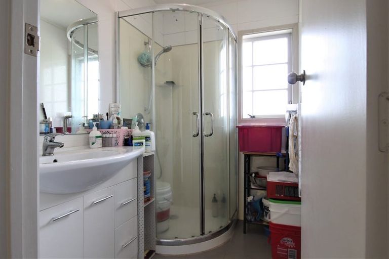 Photo of property in 361b Pakuranga Road, Pakuranga Heights, Auckland, 2010