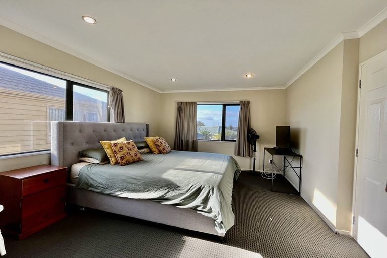 Photo of property in 6 Tavua Lane, Ranui, Auckland, 0612