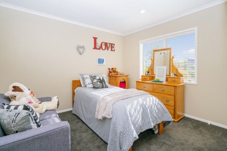 Photo of property in 80 Kupe Drive, Whitianga, 3510
