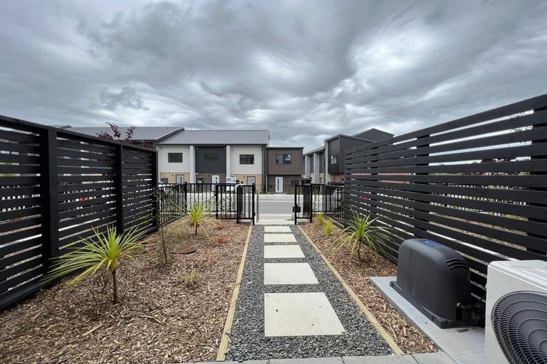 Photo of property in 23 Selo Street, Glen Eden, Auckland, 0602