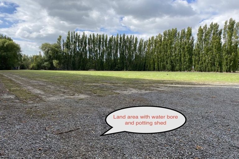 Photo of property in 426 Sawyers Arms Road, Harewood, Christchurch, 8051