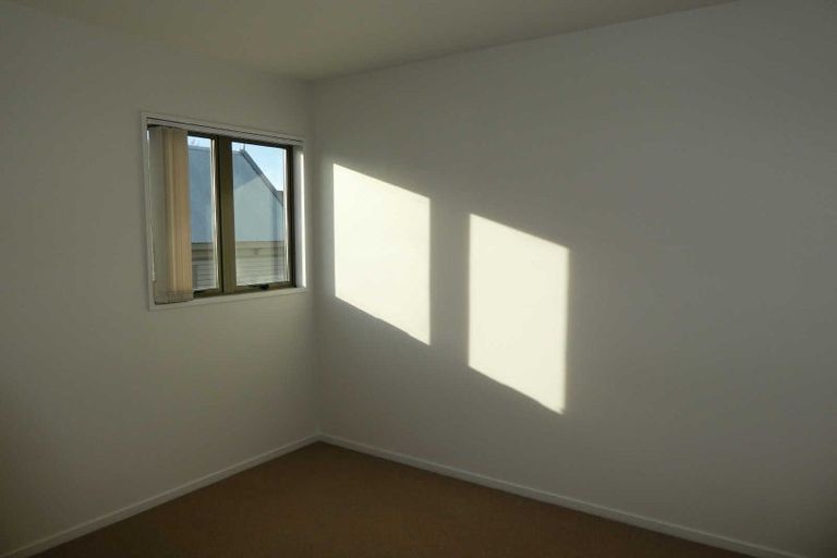 Photo of property in 18 Mona Vale Avenue, Riccarton, Christchurch, 8011