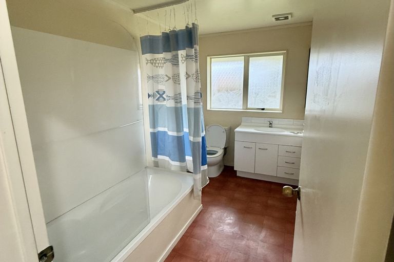 Photo of property in 68 Dominion Road, Papakura, 2110