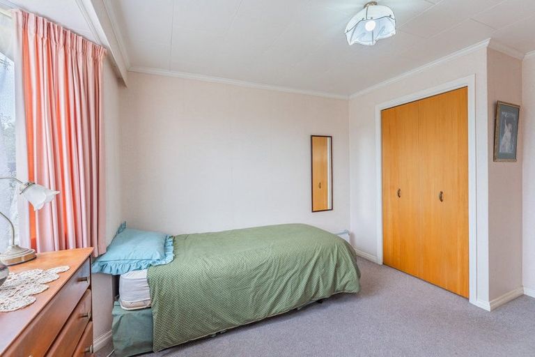 Photo of property in 2 Iti Street, Otaki, 5512