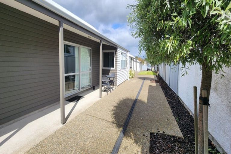 Photo of property in 12a-c Camden Street, Turnbull Thomson Park, Invercargill, 9810