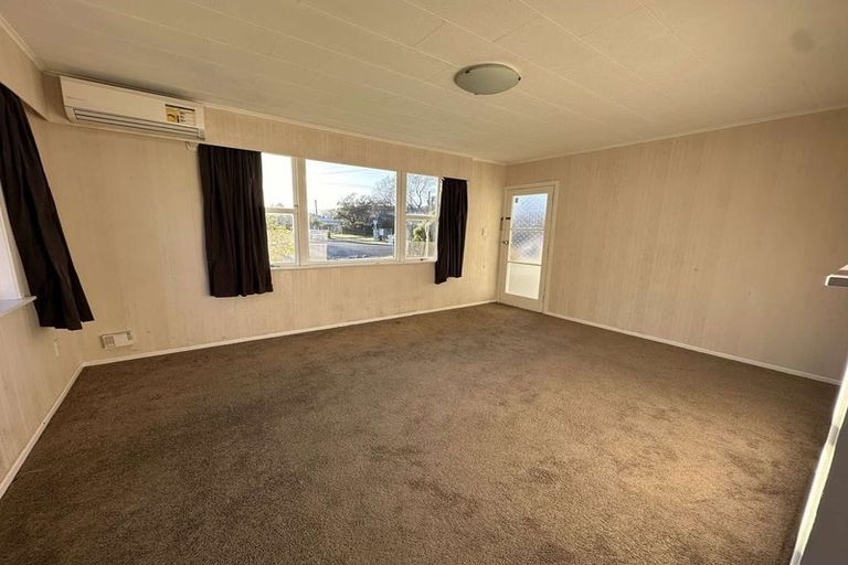 Photo of property in 6 Owen Street, Belmont, Lower Hutt, 5010