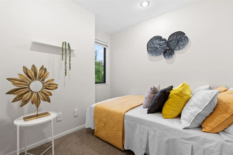 Photo of property in 9/10 Silver Moon Road, Albany Heights, Auckland, 0632