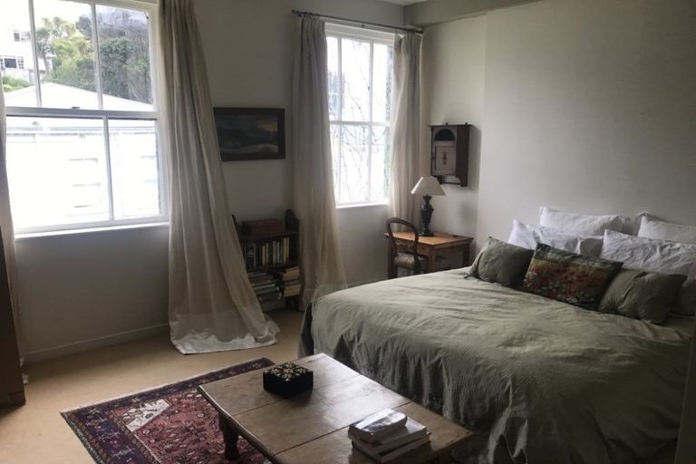 Photo of property in 2u7 King Street, Mount Cook, Wellington, 6021