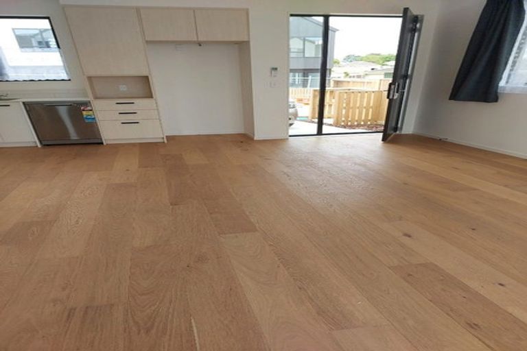 Photo of property in 89 Waipuhinui Way, Wiri, Auckland, 2104