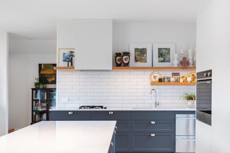 Photo of property in 18 Kotare Drive, Wanaka, 9305