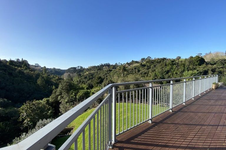 Photo of property in 34 Hayley Lane, East Tamaki Heights, Auckland, 2016