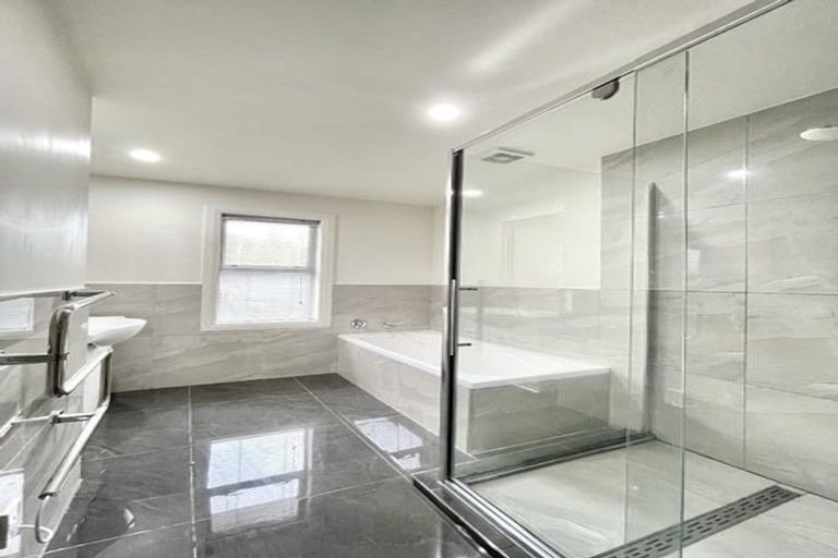 Photo of property in 85 Tiro Tiro Road, Levin, 5510