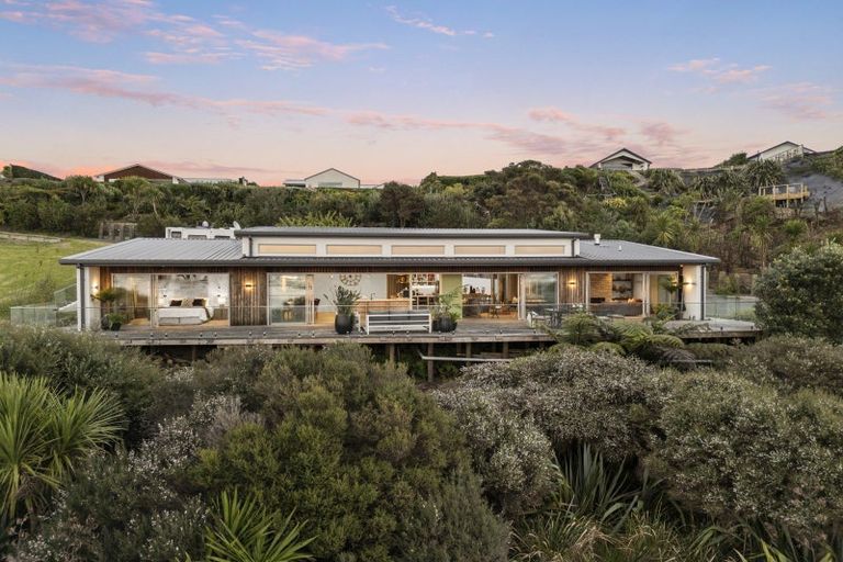 Photo of property in 83b Lynley Park Drive, Omokoroa, 3114