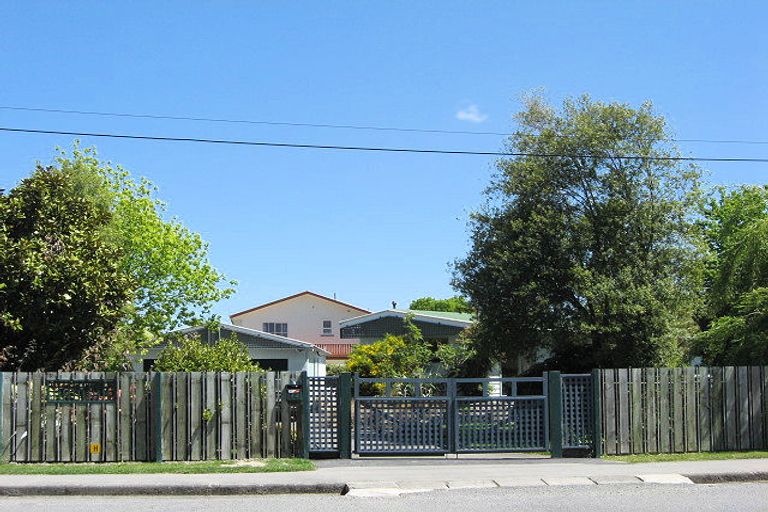Photo of property in 77 Percival Street, Rangiora, 7400