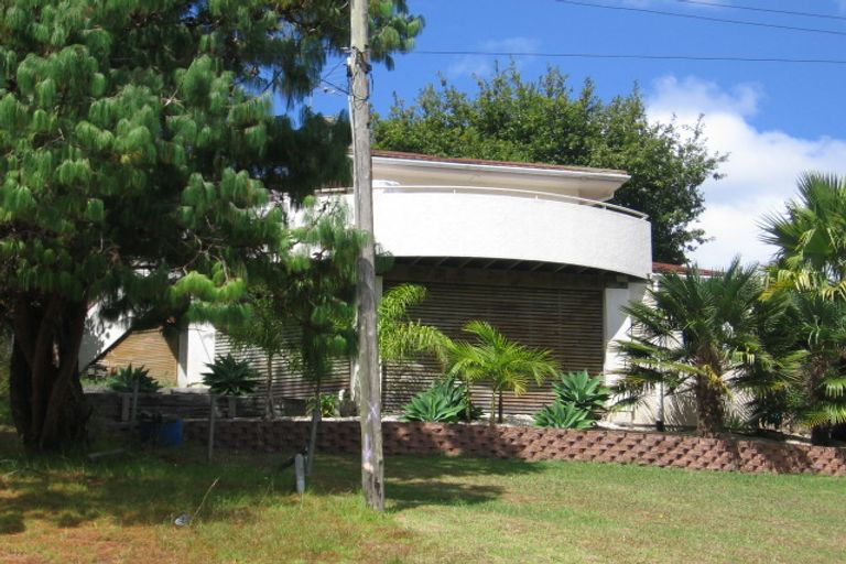 Photo of property in 62 Saddleback Rise, Murrays Bay, Auckland, 0630