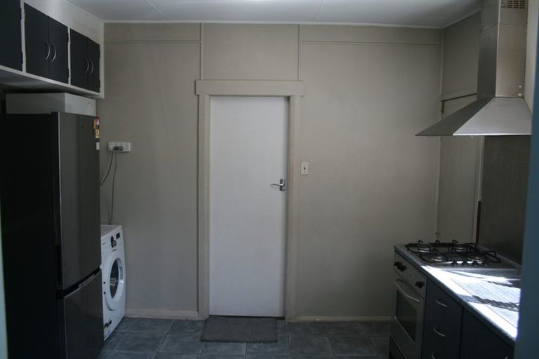 Photo of property in 4 Howard Street, Mount Cook, Wellington, 6021