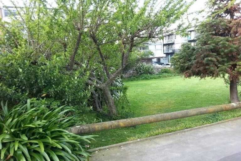 Photo of property in 4/14 Arlington Street, Mount Cook, Wellington, 6011