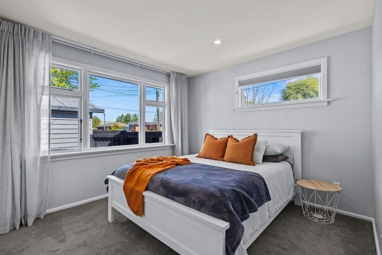 Photo of property in 61 Dunedin Street, Redwood, Christchurch, 8051