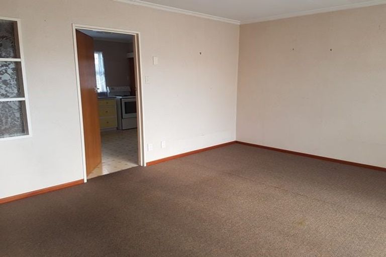 Photo of property in 67 Pitama Road, Awapuni, Palmerston North, 4412