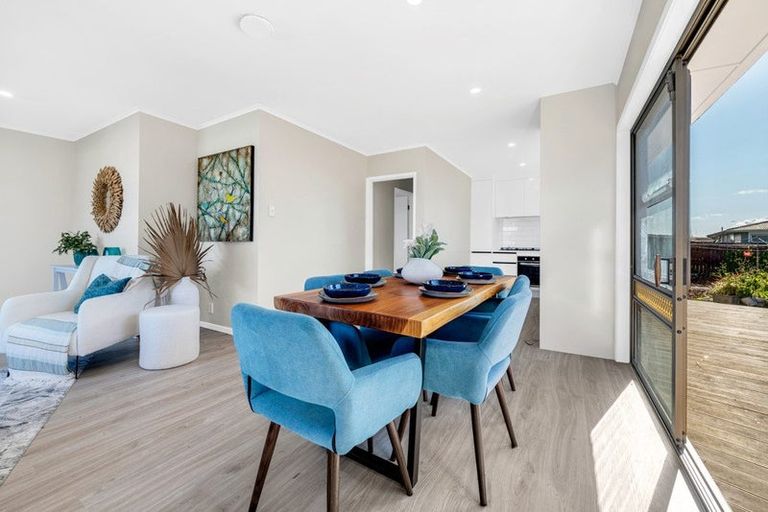 Photo of property in 4 Burlington Place, Manurewa, Auckland, 2102