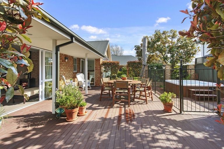 Photo of property in 70 Northwood Boulevard, Northwood, Christchurch, 8051