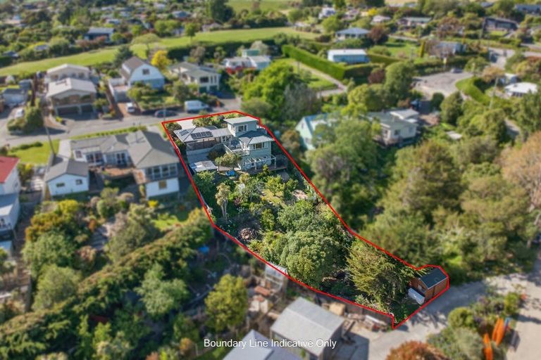 Photo of property in 47 Ranui Crescent, Diamond Harbour,  8971