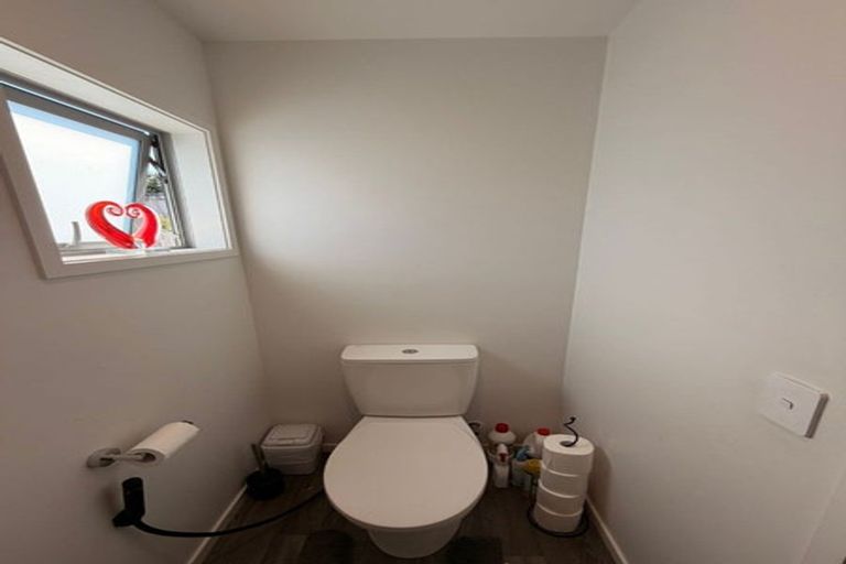 Photo of property in 40 Leo Street, Glen Eden, Auckland, 0602
