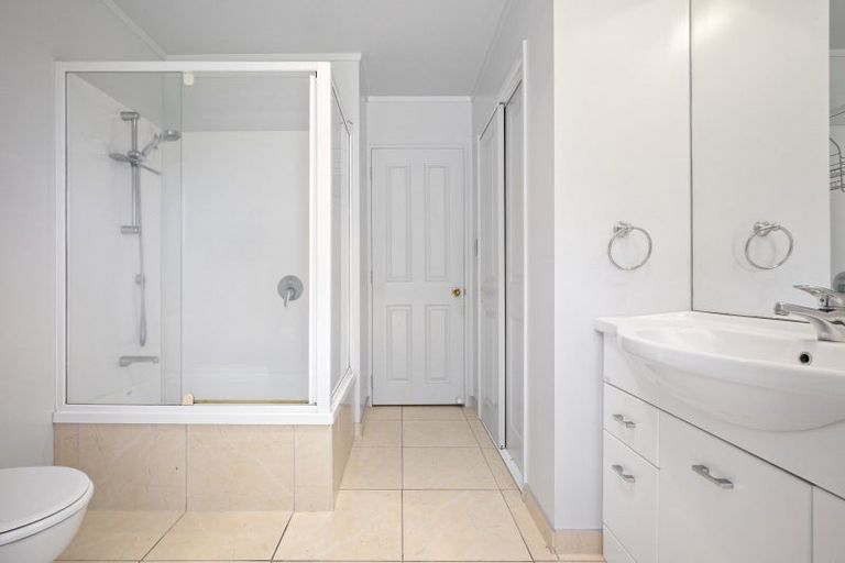 Photo of property in 49 Wharf Road, Clarks Beach, Pukekohe, 2679