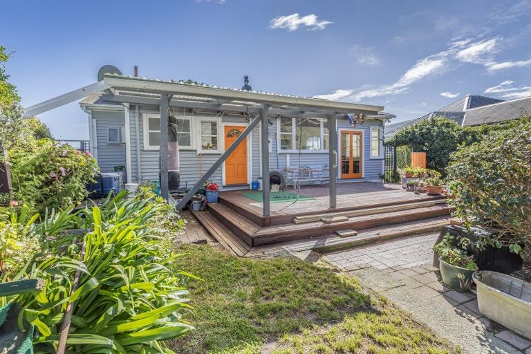 Photo of property in 56 Tannadyce Street, Strathmore Park, Wellington, 6022