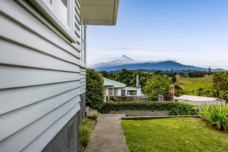 Photo of property in 33 Belair Avenue, Blagdon, New Plymouth, 4310