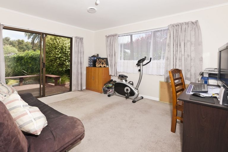 Photo of property in 38 Meadow Park Crescent, Tikipunga, Whangarei, 0112