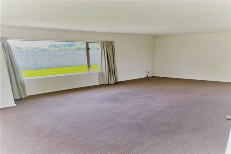 Photo of property in 5 Blythfield Place, Taradale, Napier, 4112