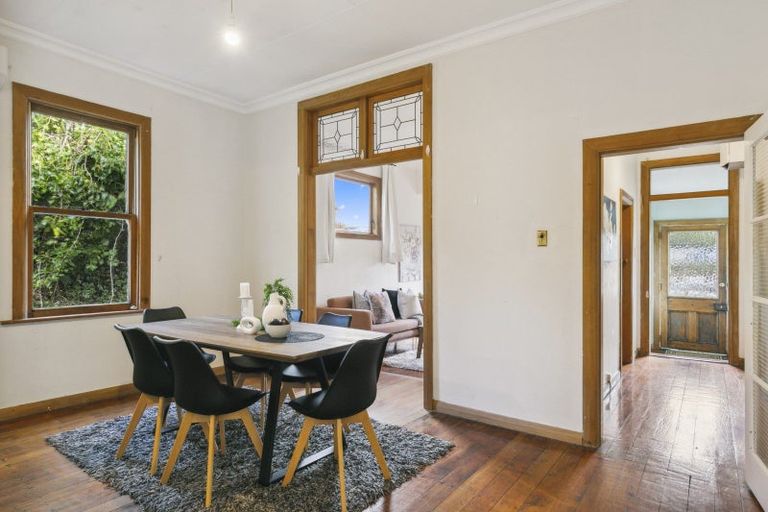 Photo of property in 27 Mornington Road, Brooklyn, Wellington, 6021