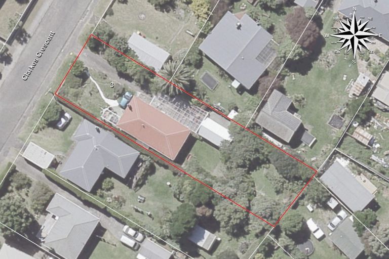 Photo of property in 3 Clarkes Crescent, Paekakariki, 5034