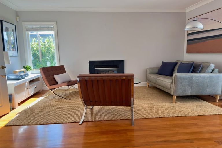 Photo of property in 84 Parr Terrace, Castor Bay, Auckland, 0620