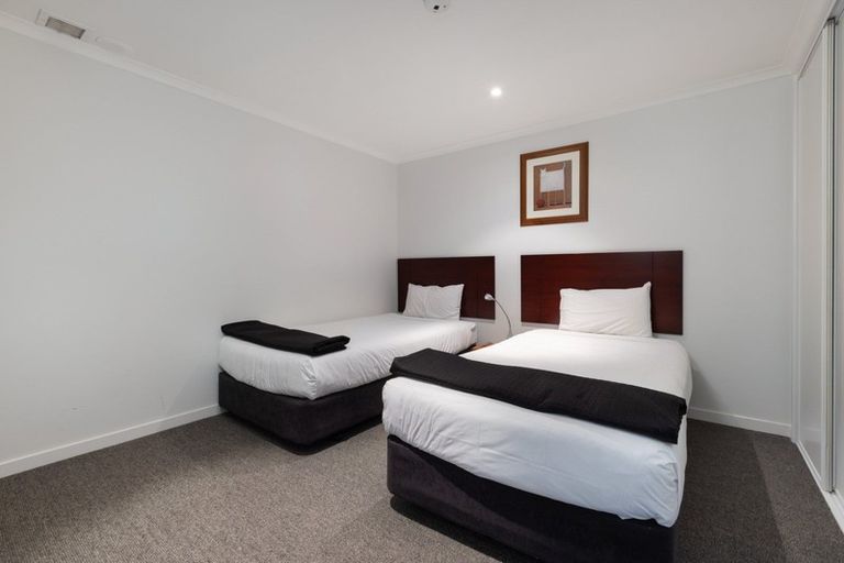 Photo of property in 204/136 Marine Parade, Mount Maunganui, 3116
