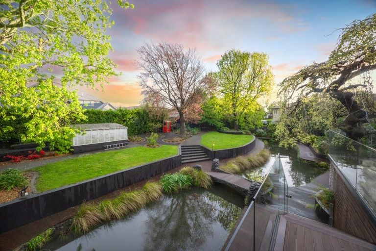 Photo of property in 27a Phoenix Avenue, Hokowhitu, Palmerston North, 4410