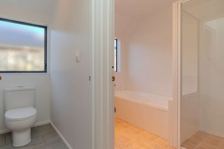 Photo of property in 21 Fairway Drive, Kerikeri, 0230