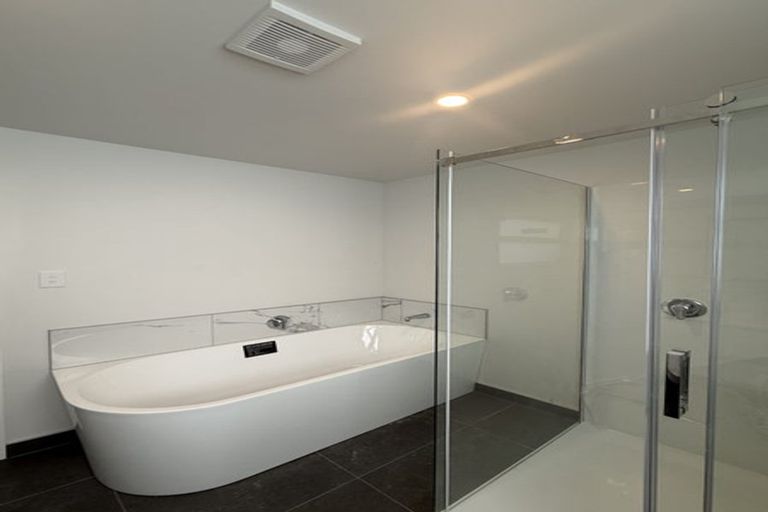 Photo of property in 6 Whanganui Street, Miramar, Wellington, 6022