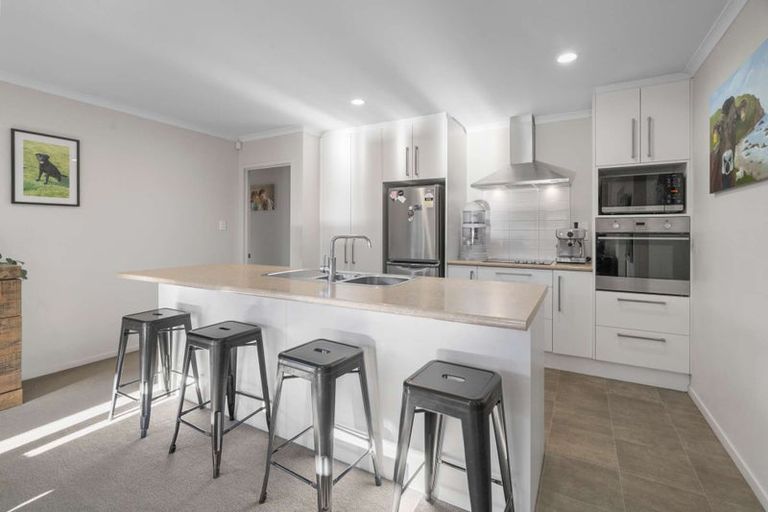 Photo of property in 39 Faringdon Boulevard, Rolleston, 7615