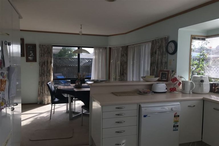 Photo of property in 24 Wells Court, Mount Maunganui, 3116