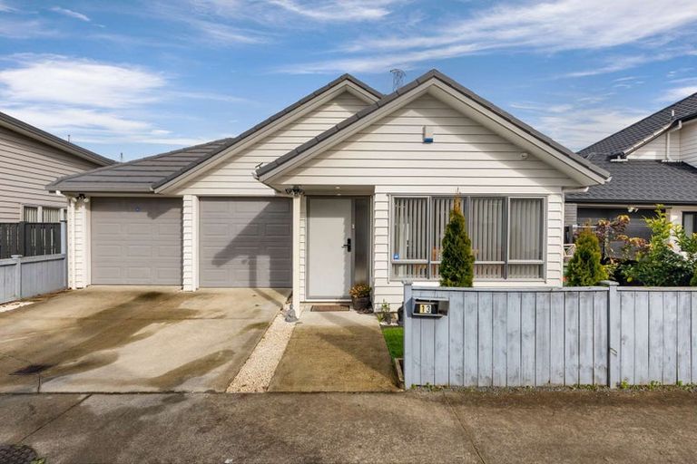 Photo of property in 13 Kotuku Crescent, Takanini, 2112