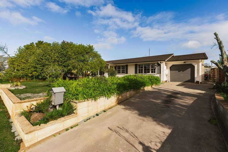 Photo of property in 24 Dundee Drive, Flaxmere, Hastings, 4120