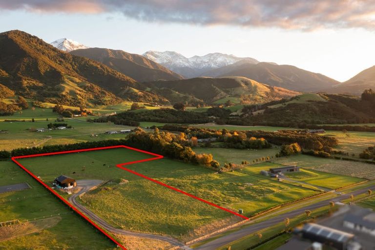 Photo of property in 22 Koura Bay Drive, Hapuku, Kaikoura, 7371