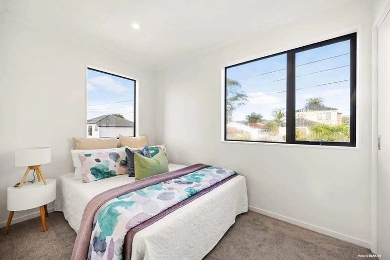 Photo of property in 1f Deering Place, Papatoetoe, Auckland, 2025