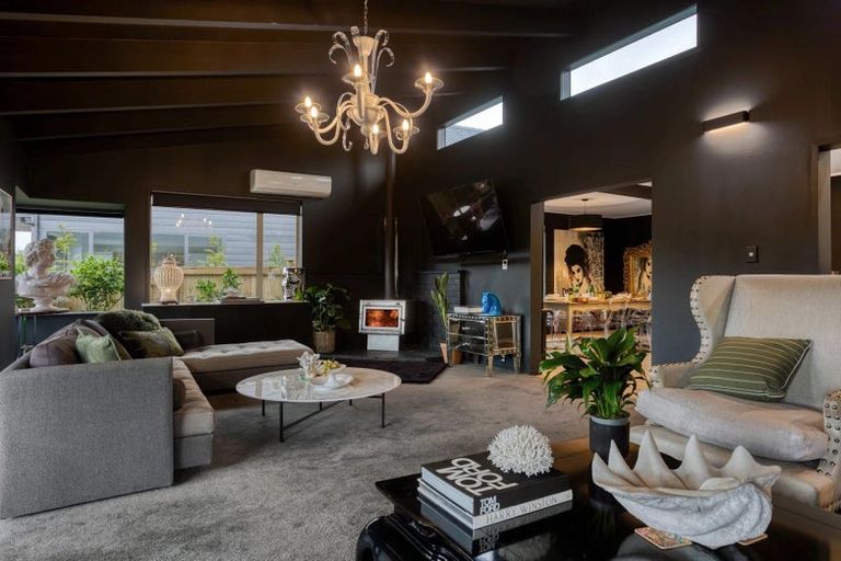 Photo of property in 33 Elliot Street, Riverhead, 0820