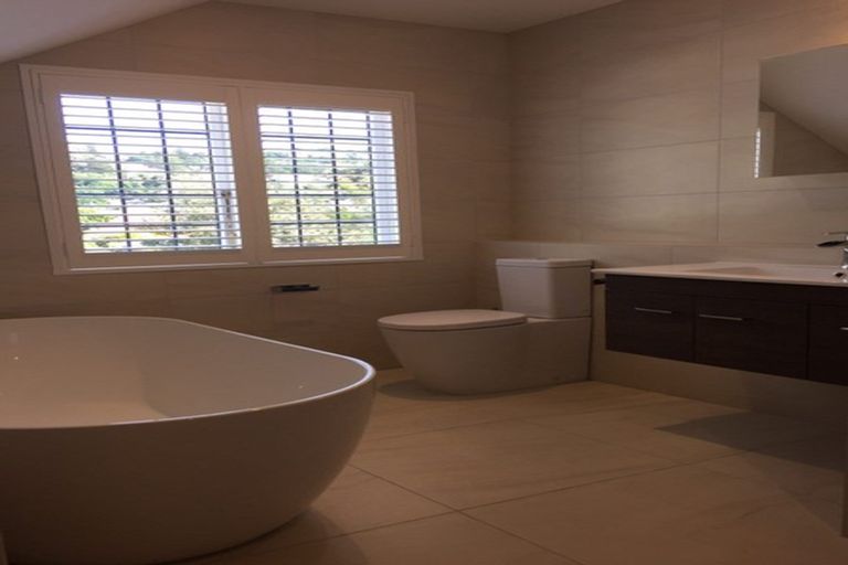 Photo of property in 46 Inglis Street, Seatoun, Wellington, 6022